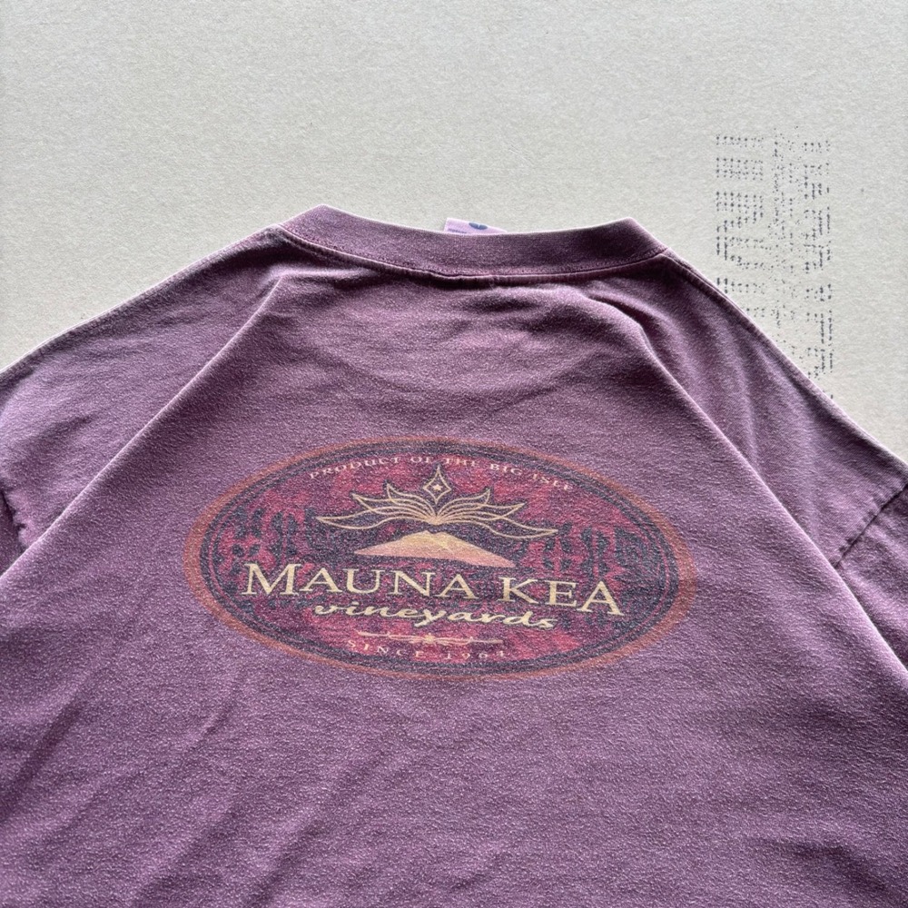 VIntage Crazy Shirts Mauna Kea Vineyards Hawaii T-shirt